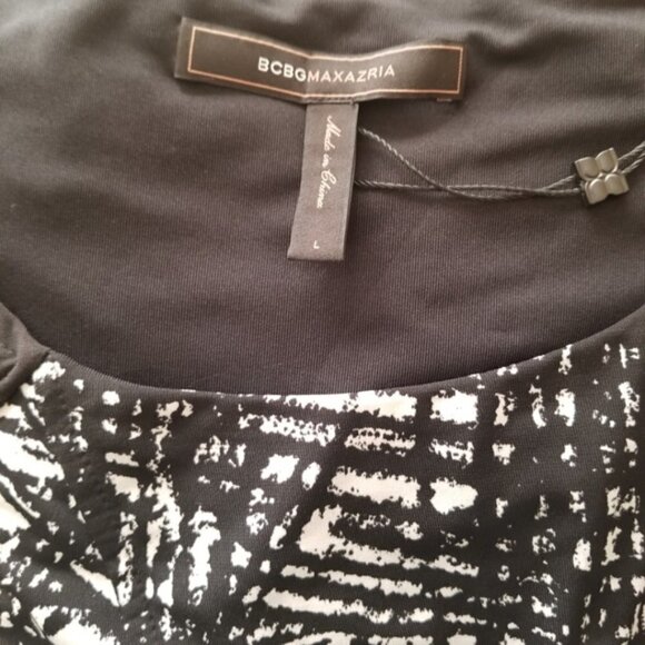 BCBGMAXAZRIA Devin Black Comb Panel Dress (L) - Picture 5 of 6